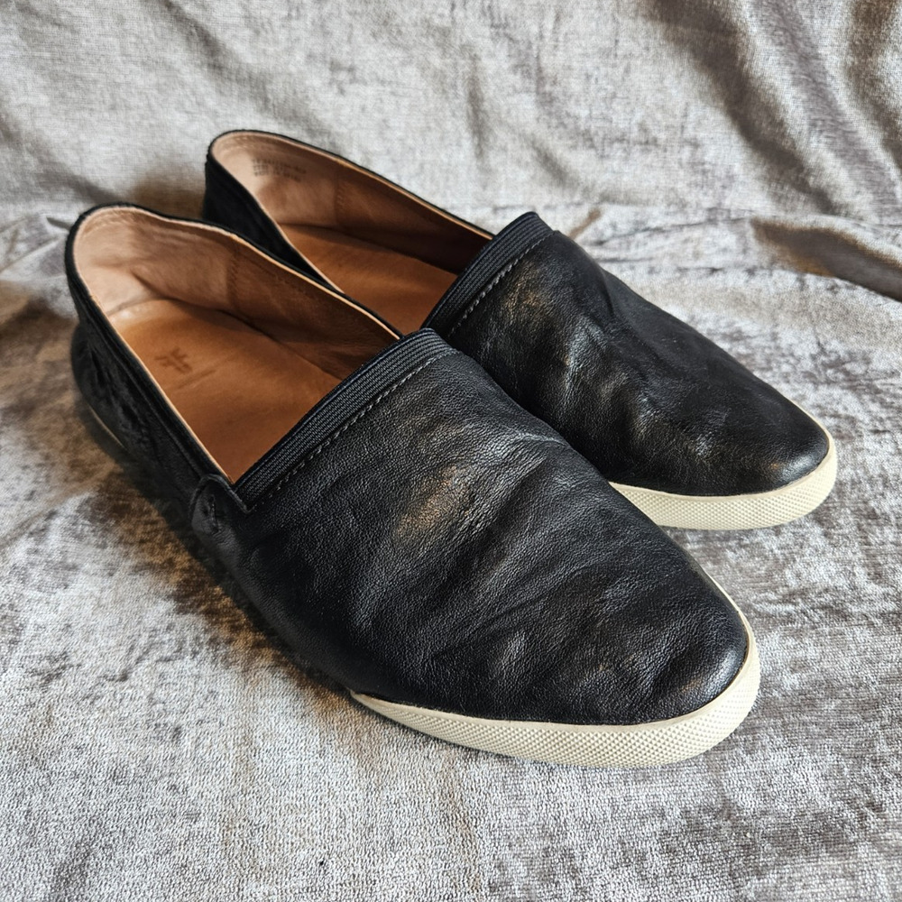 Frye Black Leather Slip-On Shoes Round Toe Size 9 M